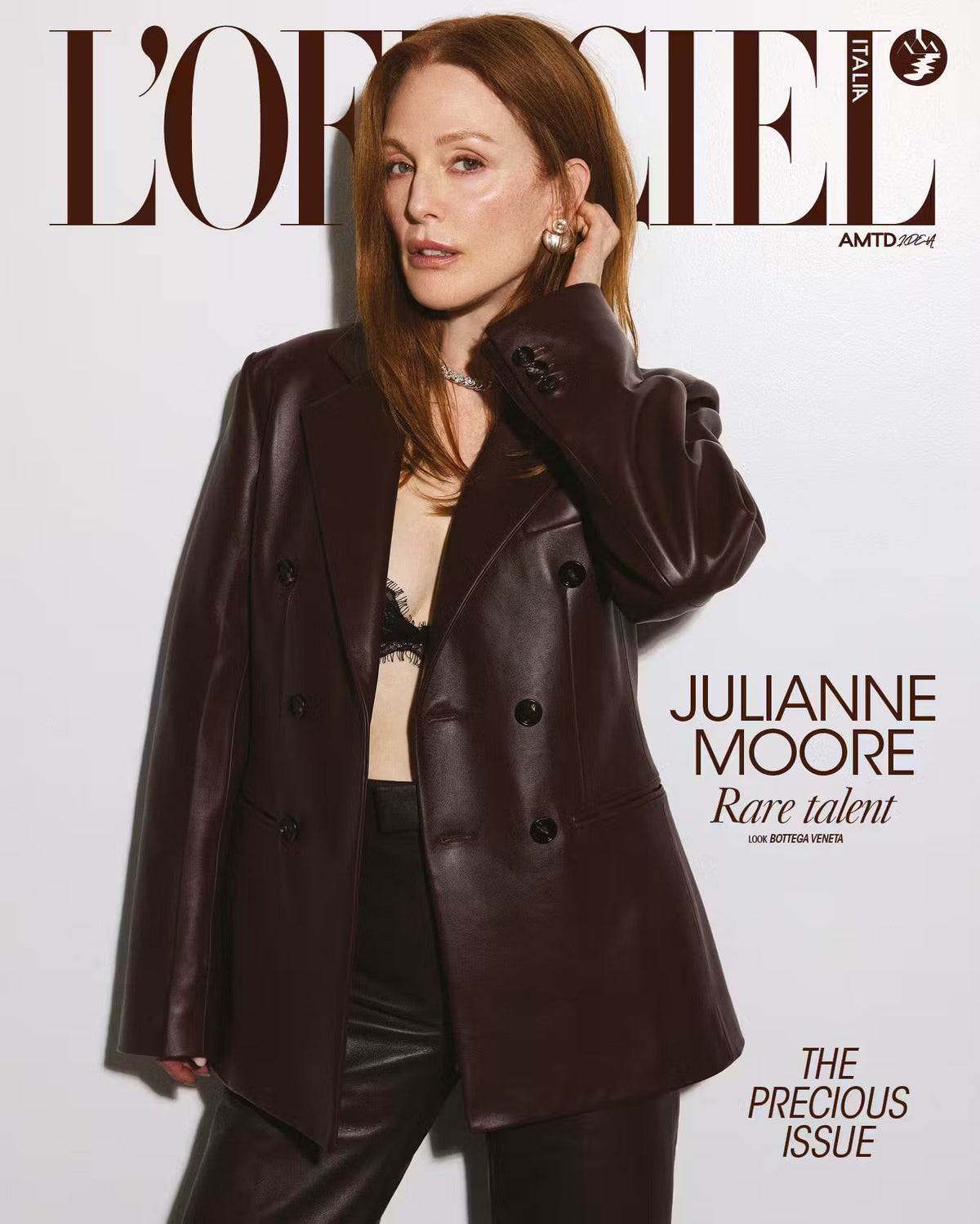 L'Officiel Magazine - Corrections Bookstore